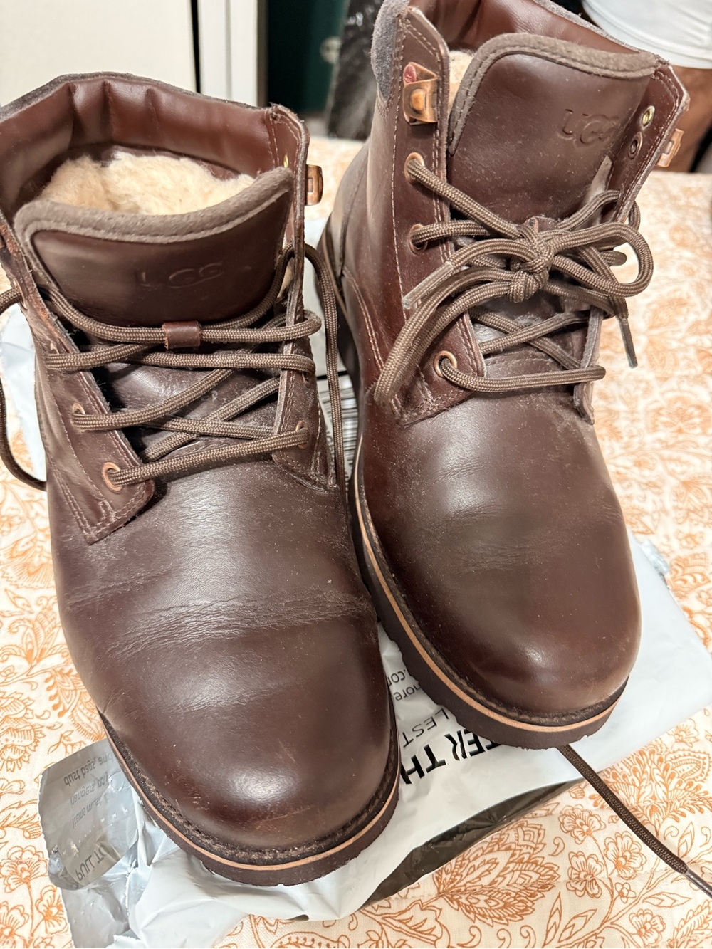 UGG Men's Dark Brown Leather Lace-Up Ankle Boots with Shearling Trim